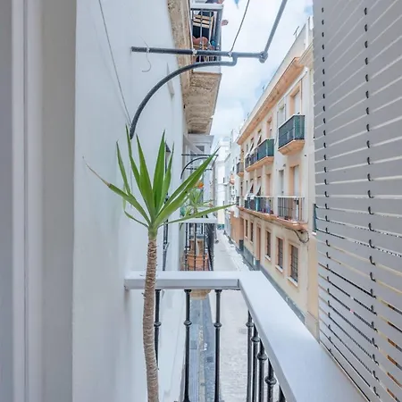 Sol Primero Izquierda Grupo Ac Gestion Apartment Cadiz